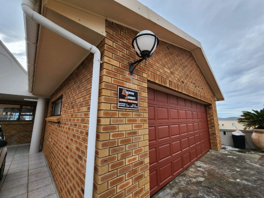 3 Bedroom Property for Sale in Mossel Bay Central Western Cape